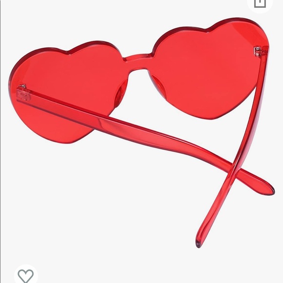 Red heart sunglasses - Picture 2 of 6